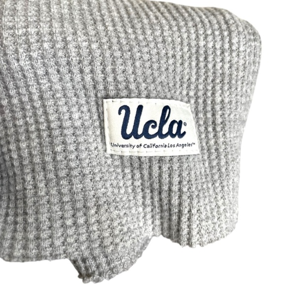 UCLA Thermal Boxy Long Sleeve Top 🤍 - Picture 6 of 9